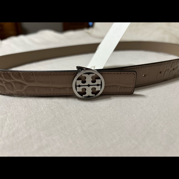 Tory Burch 1” Croc Miller belt - Picture 2 of 4